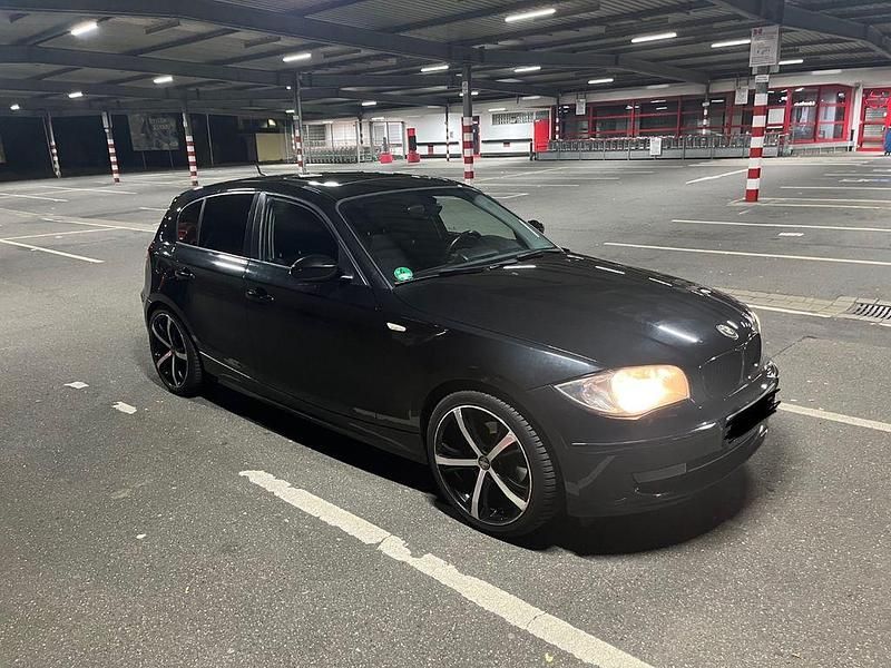 Schwarz Gebraucht 2008 BMW 116 Kleinwagen | 4.000 € (Fairer Preis) - Bild 1/4