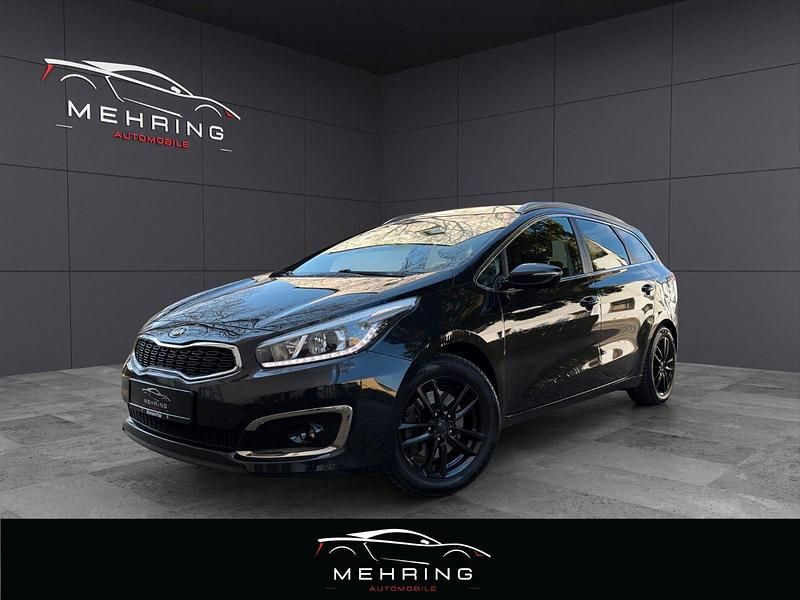Gebraucht Kia Ceed 135 PS (99 kW) 2018 Schwarz Kleinwagen