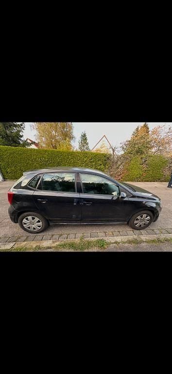 Usado VW Polo 69 HP (50 kW) 2011 Preto Citadino