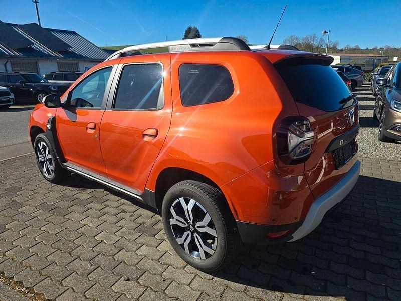 Gebraucht Dacia Duster Prestige 91 PS (66 kW) 2022 Orange SUV