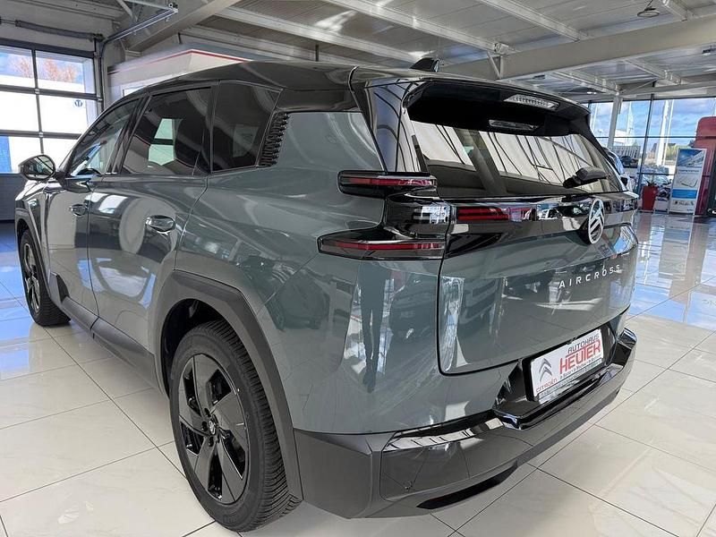 Neu Citroën C5 136 PS (100 kW) 2026 Grün SUV