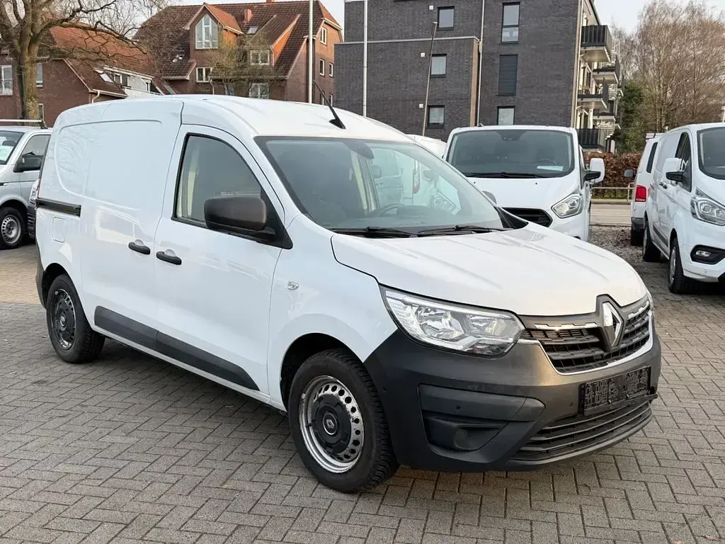 Używany Renault Express 95 KM (69 kW) 2021 Biały Minivan