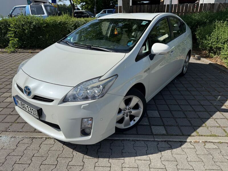 Weiß Gebraucht 2012 Toyota Prius Executive Kleinwagen | 10.490 € (Fairer Preis) - Bild 1/4
