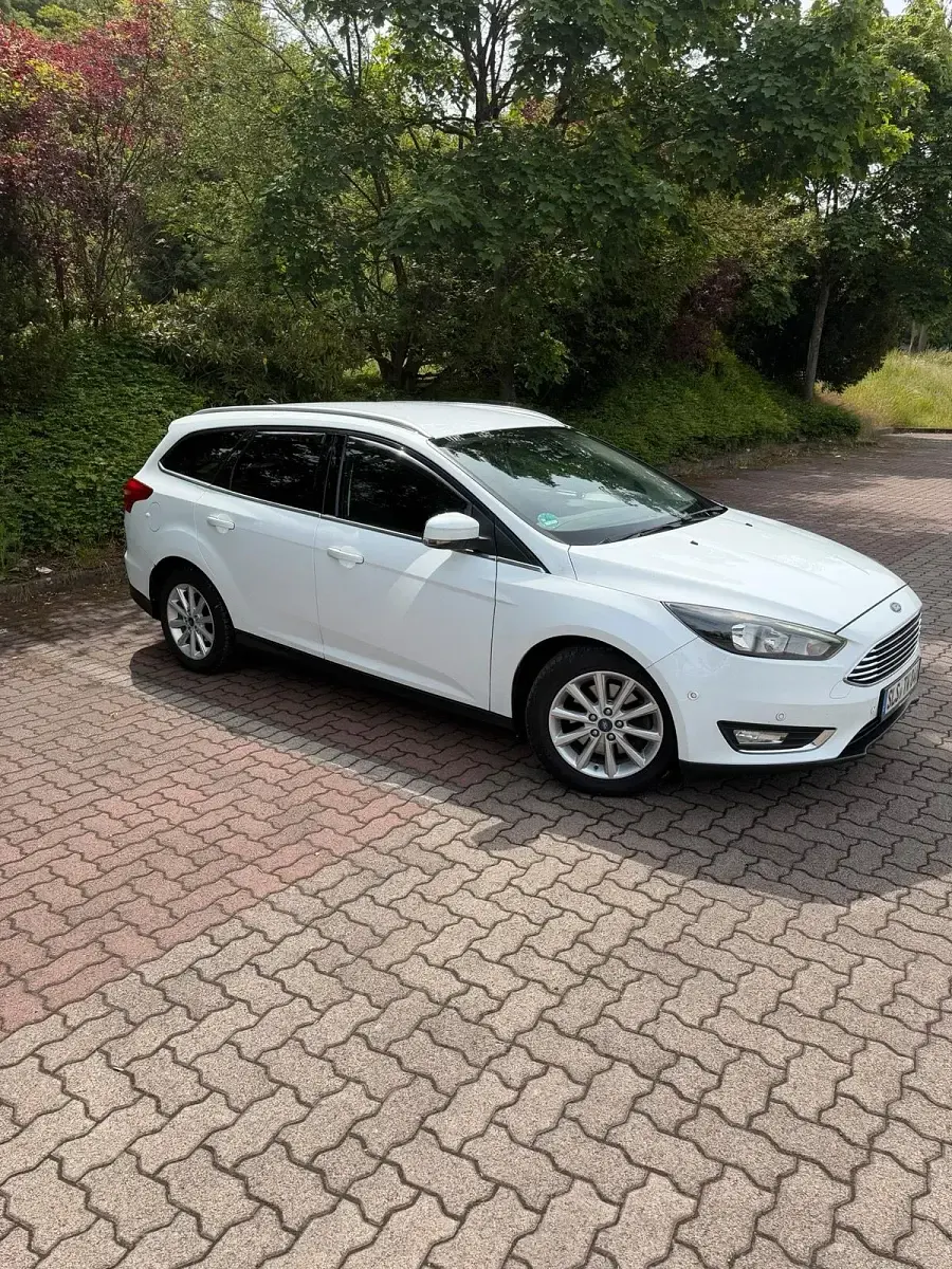 Używany Ford Focus Titanium 150 KM (110 kW) 2016 Biały Kombi