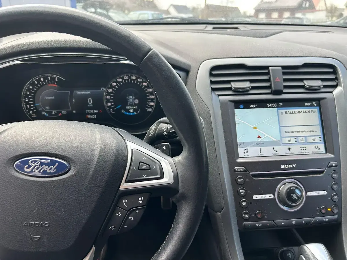 Gebraucht Ford Mondeo Titanium 160 PS (117 kW) 2017 Schwarz Kombi