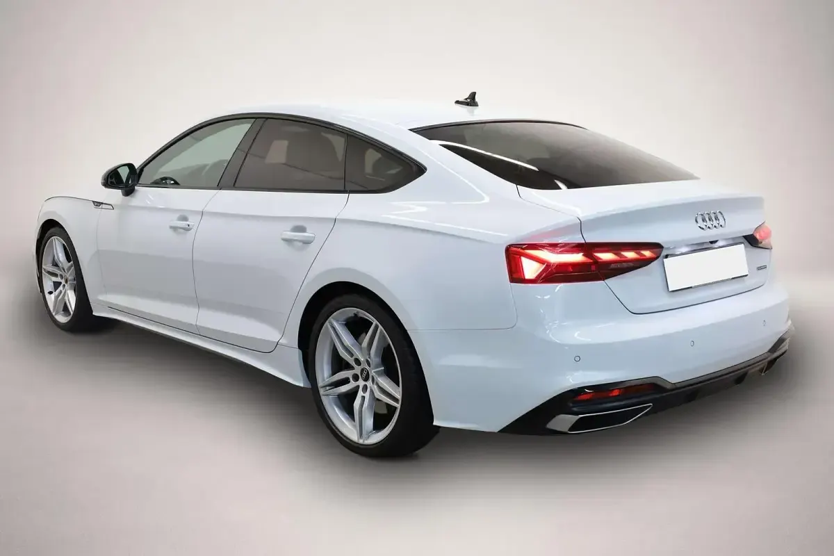 Gebraucht Audi A5 Sportback S-Line 265 PS (194 kW) 2022 Manufacturer Kleinwagen