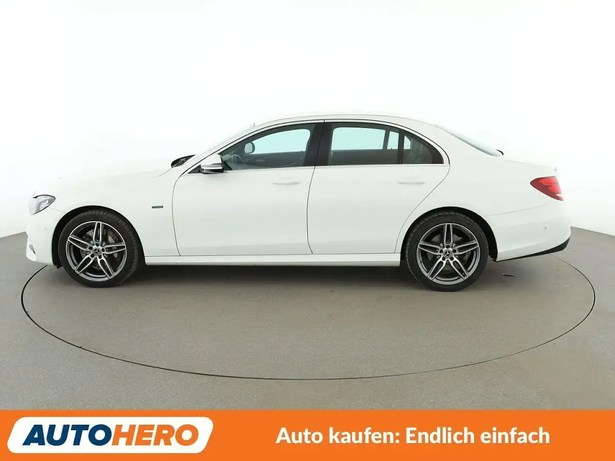 Gebraucht Mercedes E350 AMG line 286 PS (210 kW) 2018 Weiß Limousine