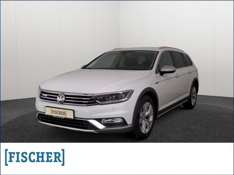 Gebraucht VW Passat Alltrack 240 PS (176 kW) 2018 Weiss Kombi