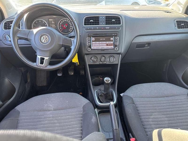 Gebraucht VW Polo Comfortline 90 PS (66 kW) 2013 Weiß Limousine