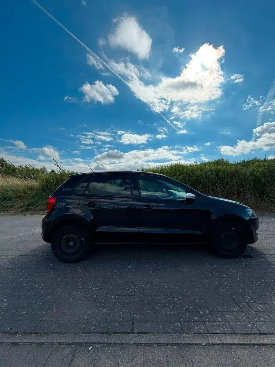 Gebraucht VW Polo Black Edition 60 PS (44 kW) 2013 Schwarz Kleinwagen