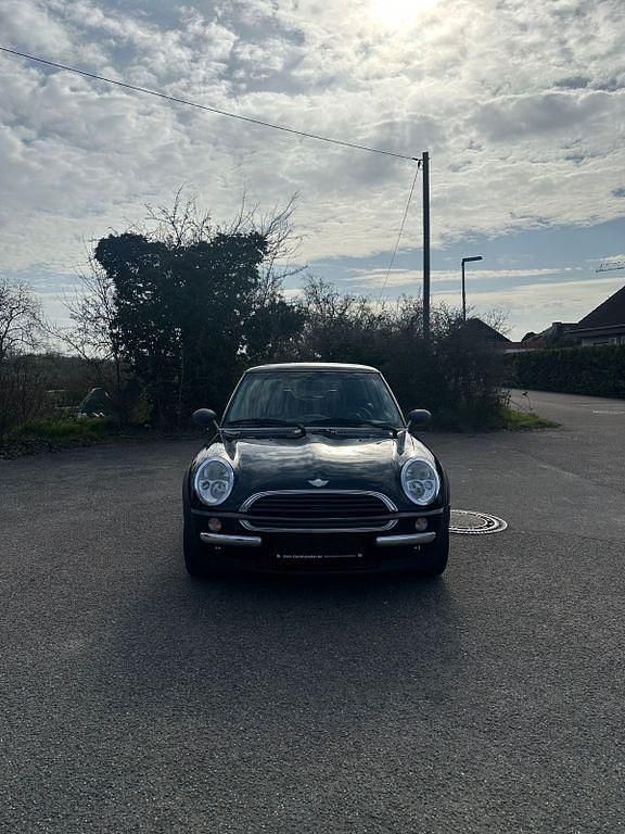 Gebraucht Mini ONE 90 PS (66 kW) 2001 Schwarz Kleinwagen