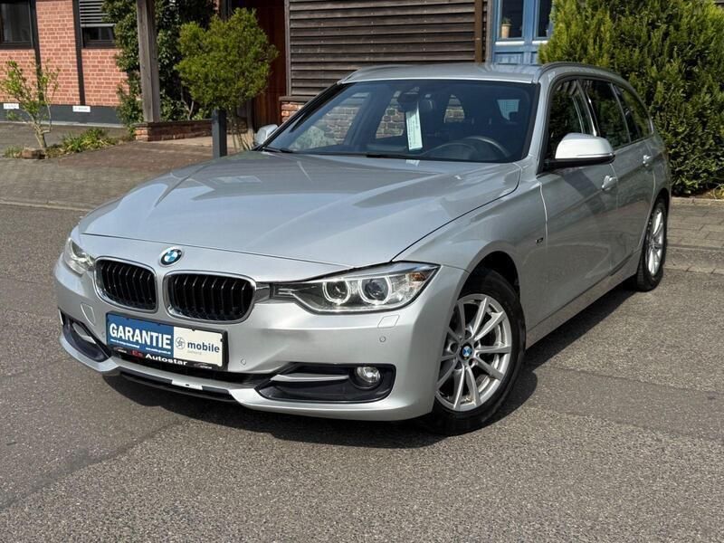 Silber Gebraucht 2013 BMW 320 Sport Line Kombi | 8.790 € (Superpreis) - Bild 1/4