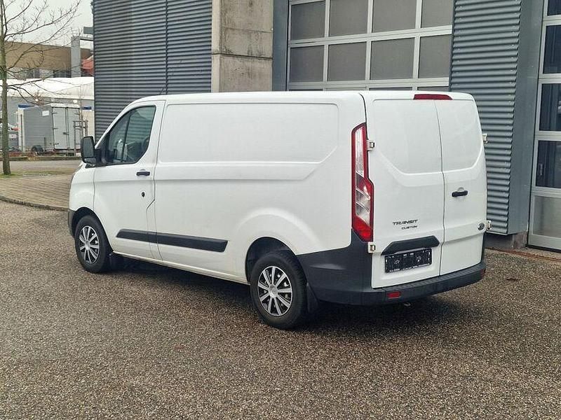 Gebraucht Ford Transit Custom 101 PS (74 kW) 2016 Frozen white Van / Kleinbus