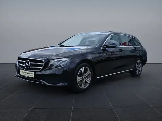 Gebraucht Mercedes E300 258 PS (189 kW) 2019 Schwarz Limousine
