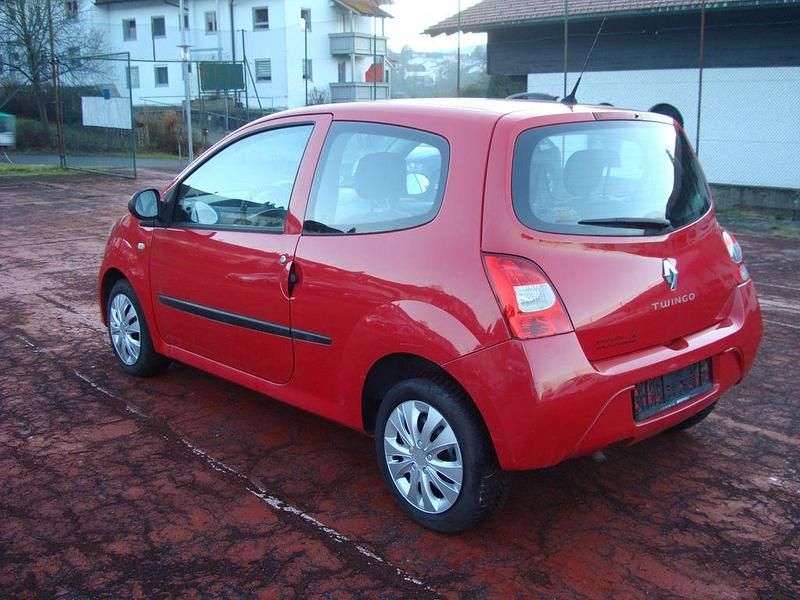 Gebraucht Renault Twingo Expression 58 PS (42 kW) 2009 Rot Kleinwagen