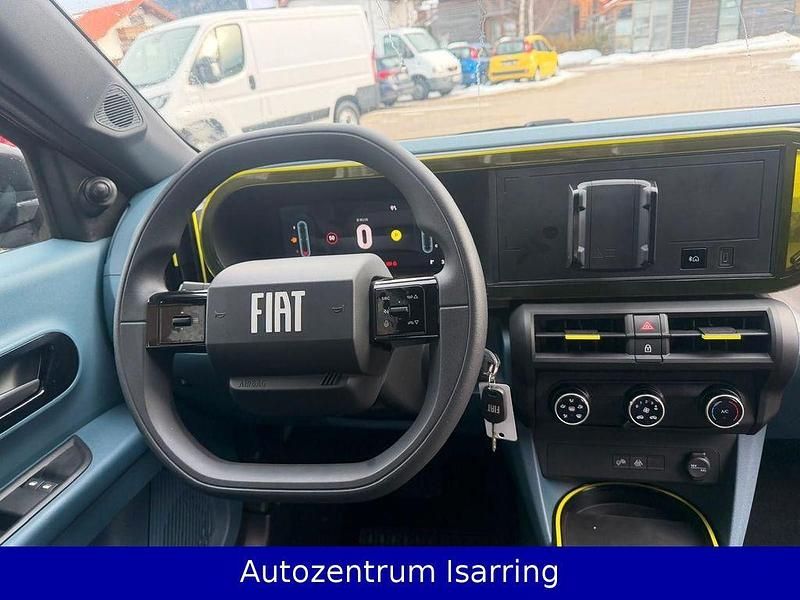 Neu Fiat Grande Panda Pop 101 PS (74 kW) 2026 Rot Kleinwagen
