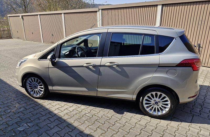 Gebraucht Ford B-MAX 125 PS (91 kW) 2013 Beige Van / Kleinbus