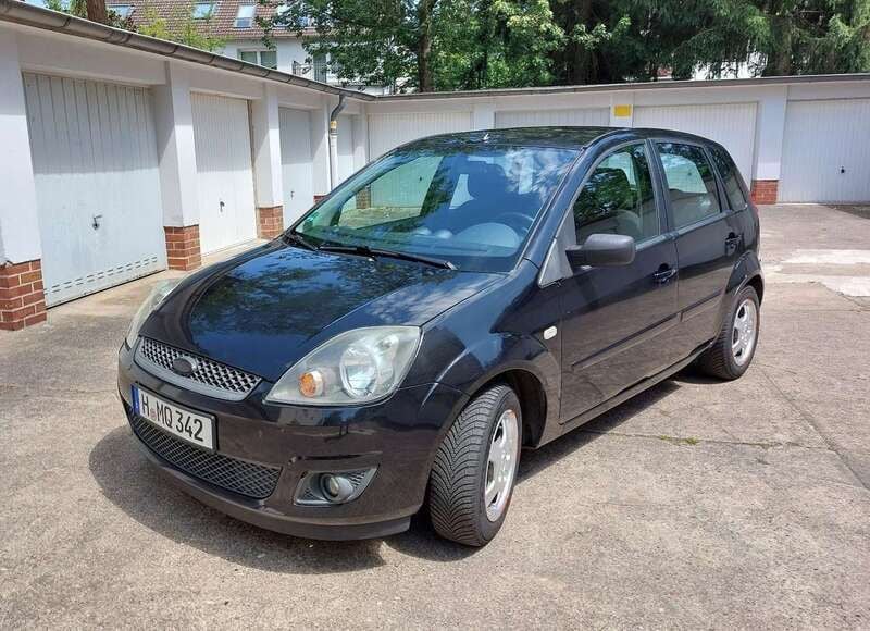 Schwarz Gebraucht 2008 Ford Fiesta Style Kleinwagen | 2.200 € (Fairer Preis) - Bild 1/4