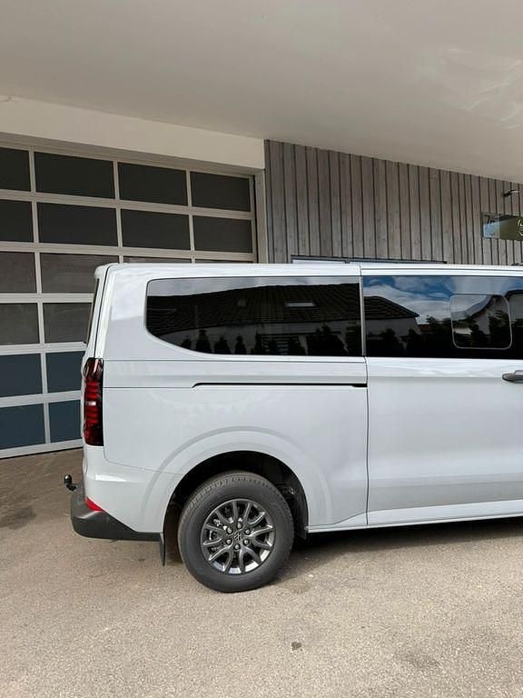 Gebraucht VW T7 150 PS (110 kW) 2025 Grau Van