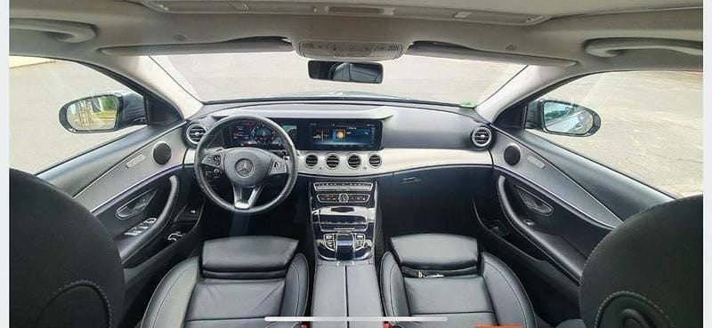 Gebraucht Mercedes E200 159 PS (116 kW) 2017 Grau Limousine