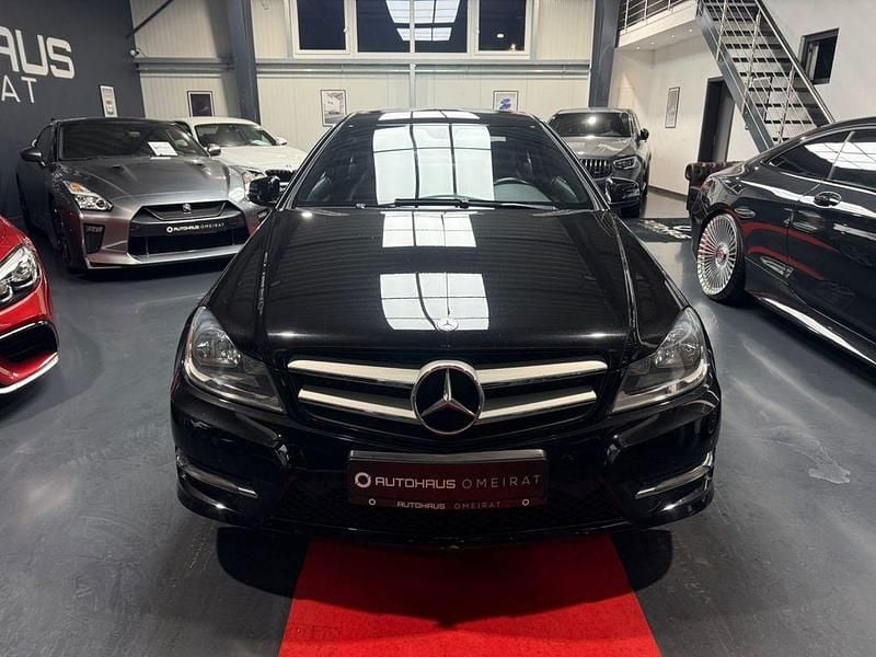 Gebraucht Mercedes C180 AMG 156 PS (114 kW) 2011 Schwarz Coupé