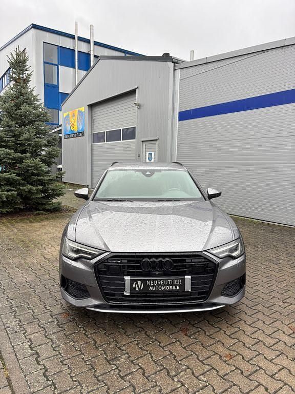 Grau Gebraucht 2020 Audi A6 Sport Kombi | 32.880 € (Guter Preis) - Bild 1/4