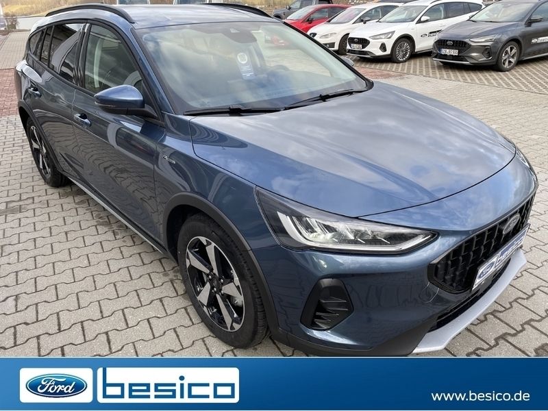 Chromablau metallic Gebraucht 2024 Ford Focus Active Kombi | 30.500 € (Teuer) - Bild 1/4