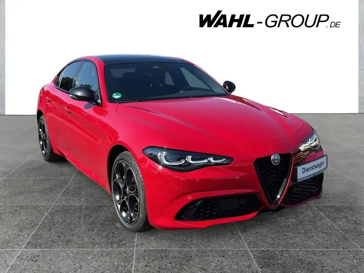 Gebraucht Alfa Romeo Giulia 280 PS (205 kW) 2025 Rot Limousine