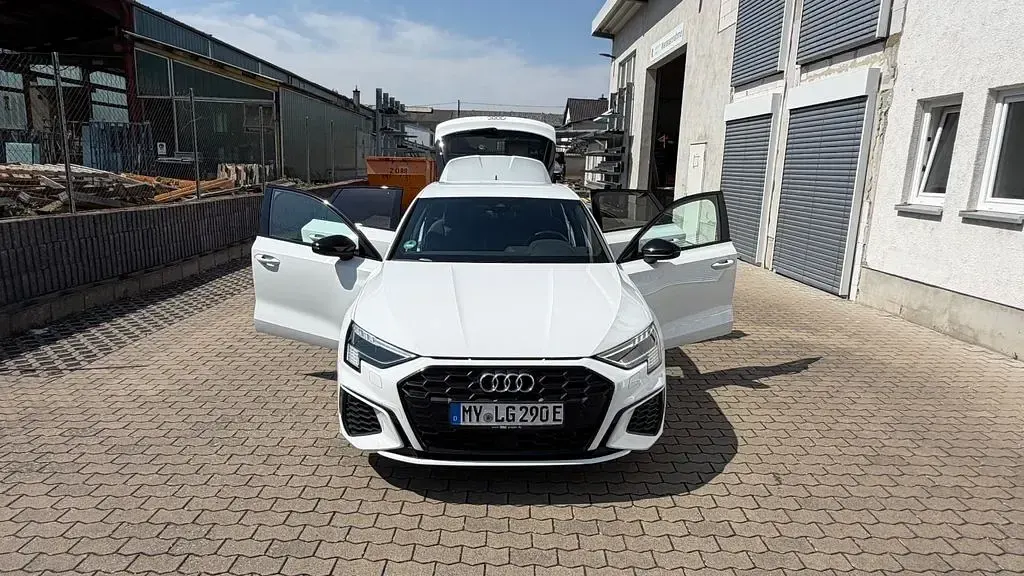 Gebraucht Audi A3 Sportback e-tron S-Line 245 PS (180 kW) 2023 Weiß Kleinwagen