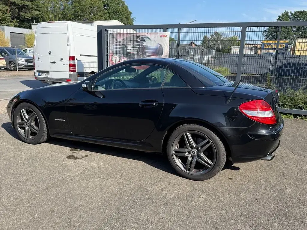 Gebraucht Mercedes SLK200 163 PS (119 kW) 2006 Schwarz Cabrio