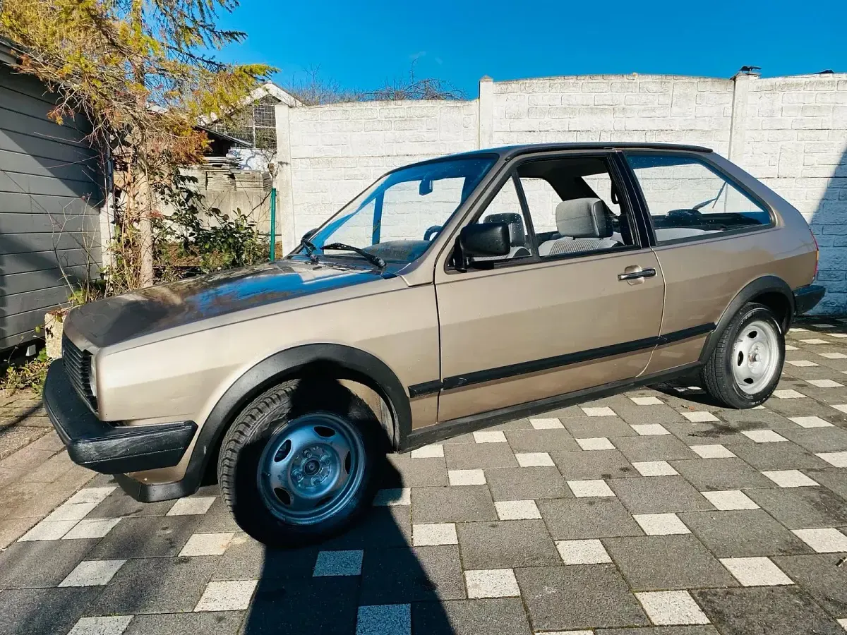 Gebraucht VW Polo 54 PS (39 kW) 1990 Gold Coupé