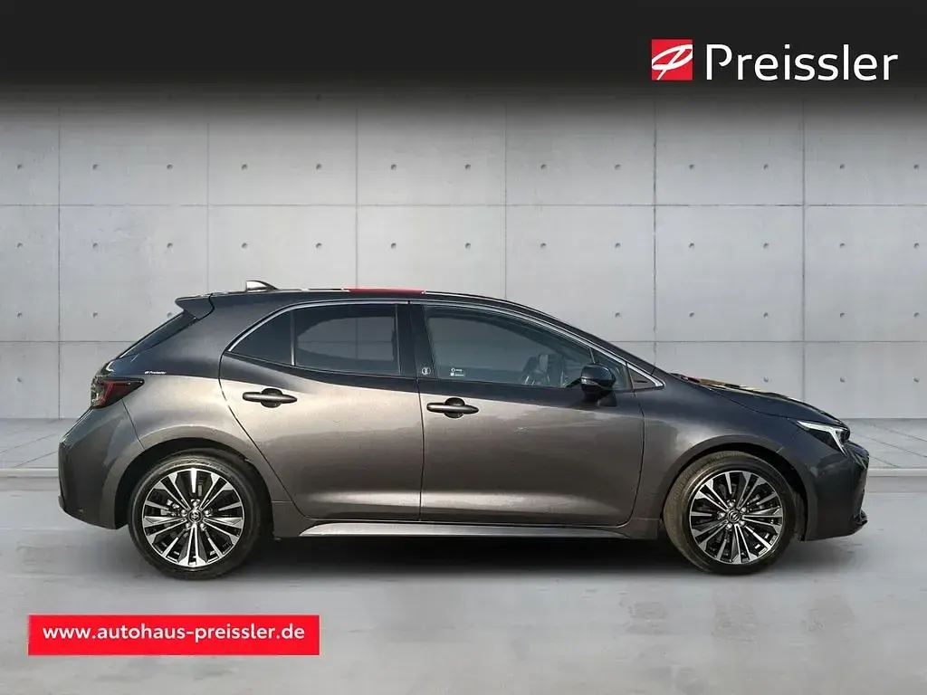 Gebraucht Toyota Corolla Team 196 PS (144 kW) 2023 Grey metallic Limousine