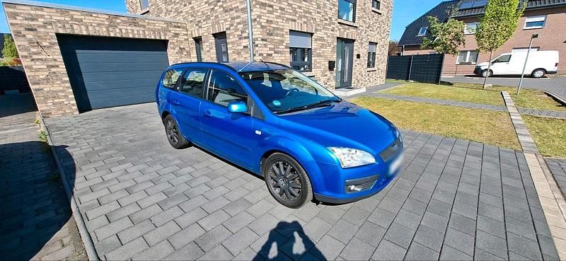 Gebraucht Ford Focus 136 PS (100 kW) 2005 Blau Kombi