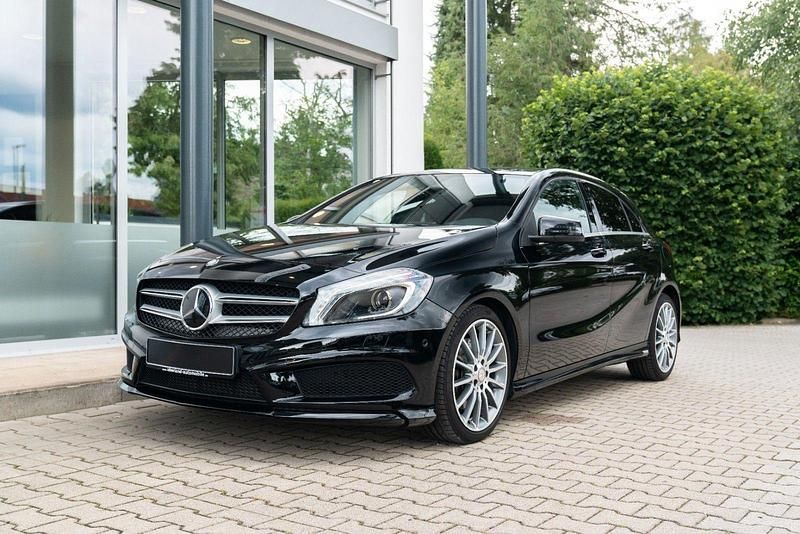 Schwarz Gebraucht 2013 Mercedes A250 AMG Kleinwagen | 15.900 € (Fairer Preis) - Bild 1/4