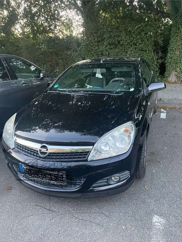 Gebraucht 2010 Opel Astra Cabriolet Cosmo Cabrio | 5.500 € (Fairer Preis) - Bild 1/3