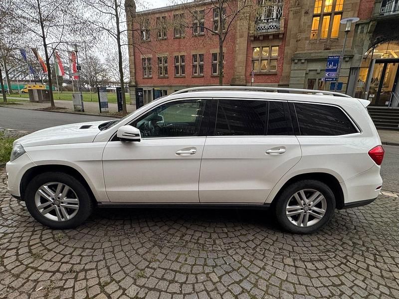 Gebraucht Mercedes GL350 258 PS (189 kW) 2013 Weiß SUV