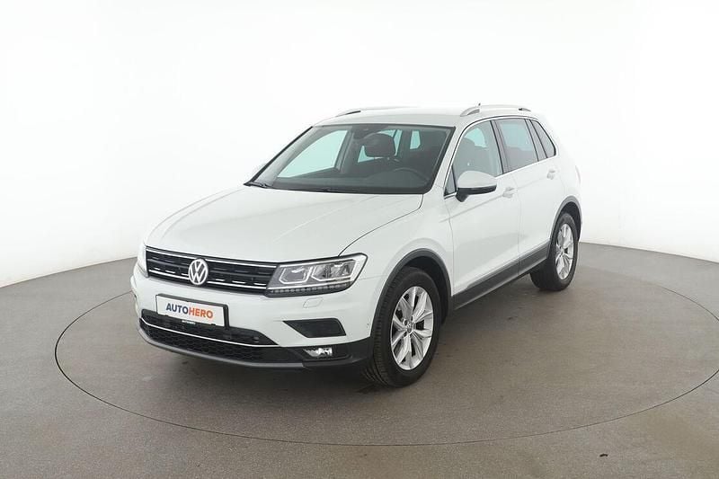 Weiß Gebraucht 2018 VW Tiguan Highline SUV | 26.110 € (Guter Preis) - Bild 1/3
