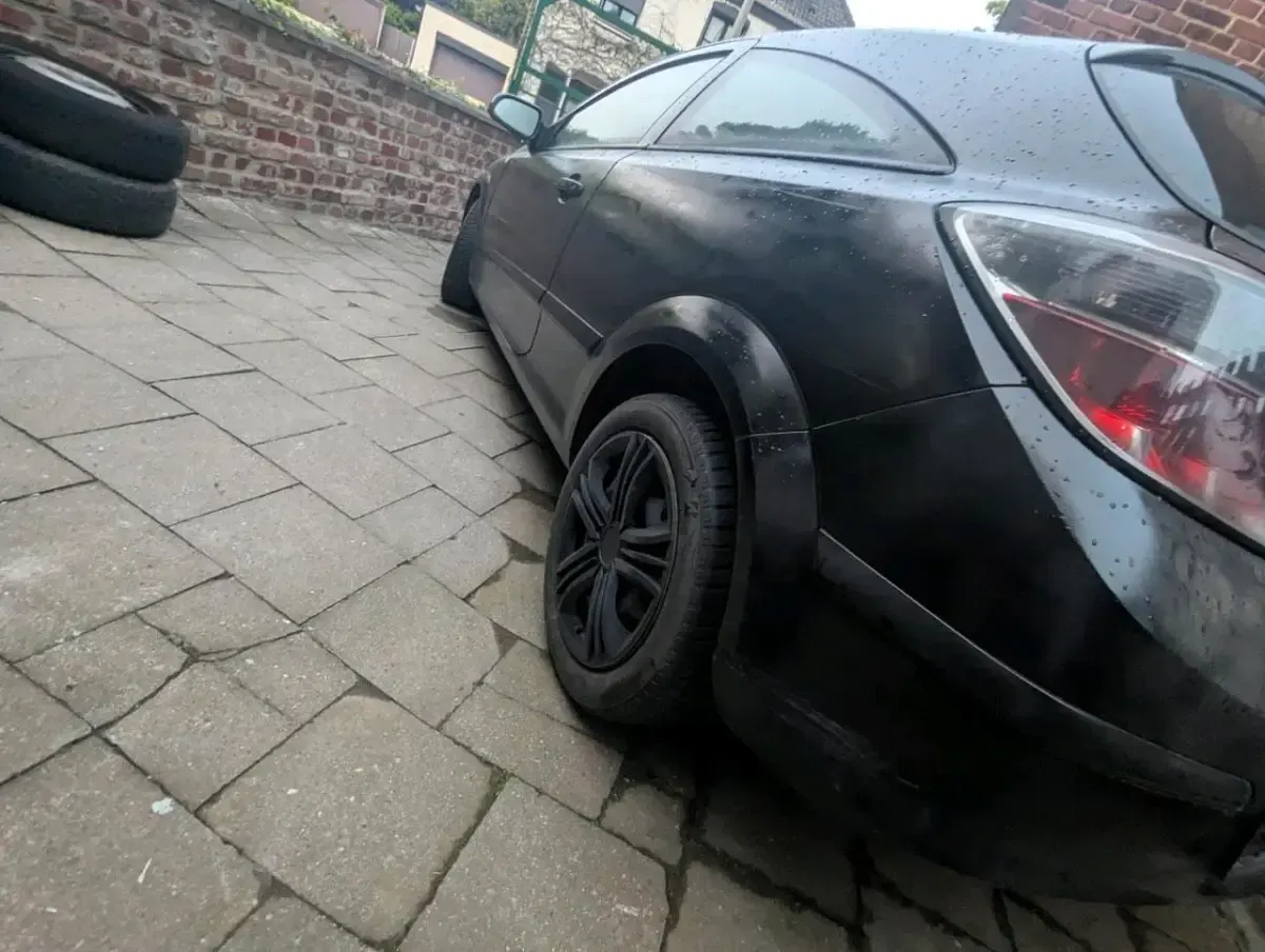 Gebraucht Opel Astra GTC 2006 Schwarz Coupé