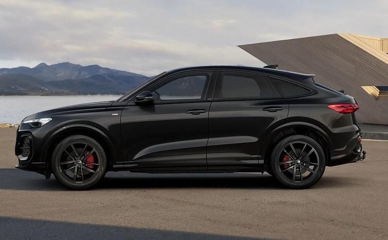 Neu Audi Q5 Sportback S-Line 204 PS (150 kW) 2026 Mythosschwarz metallic SUV