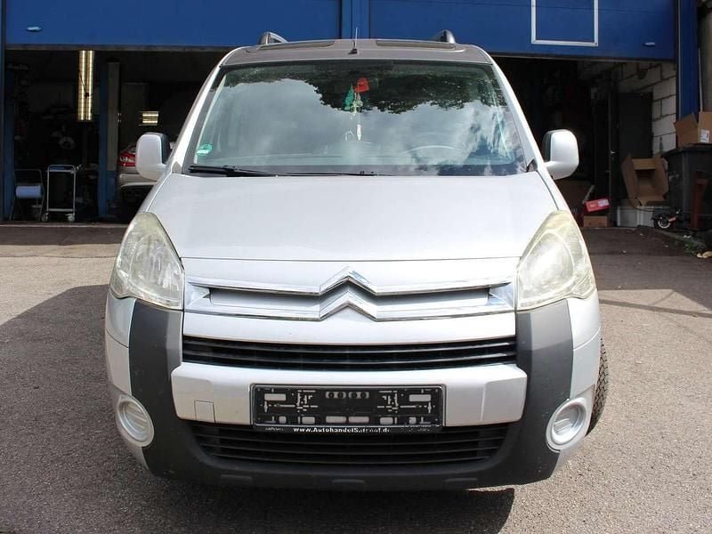 Grau Gebraucht 2010 Citroën Berlingo Van / Kleinbus | 6.500 € (Etwas zu teuer) - Bild 1/4