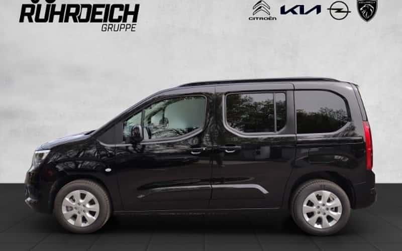 Gebraucht Opel Combo-e Life Ultimate 100 kW (136 PS) 2024 Lackierung schwarz perla nera/typ aussenverkleidung metalliclackierung Van / Kleinbus