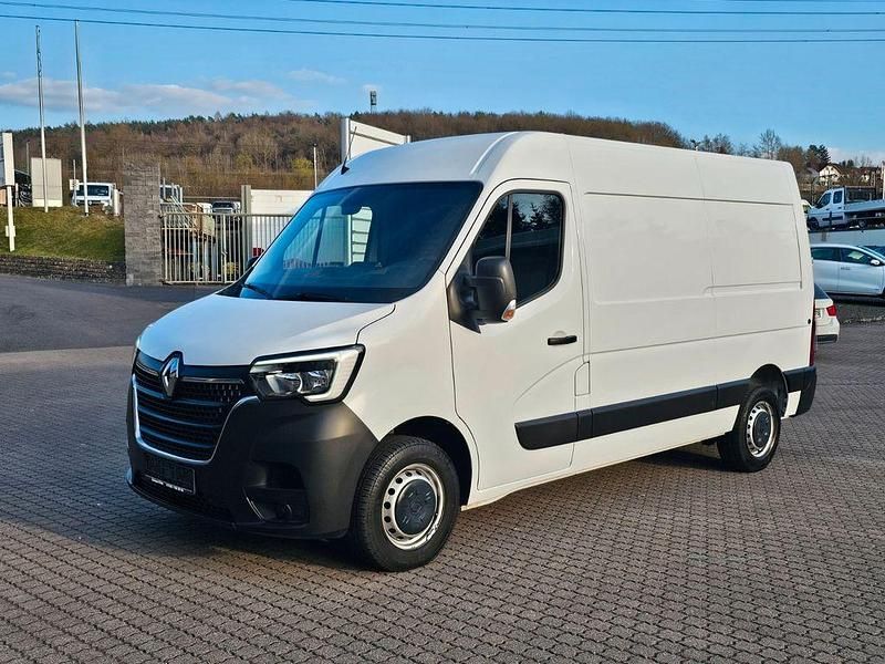 Gebraucht Renault Master 135 PS (99 kW) 2022 Weiß Van / Kleinbus