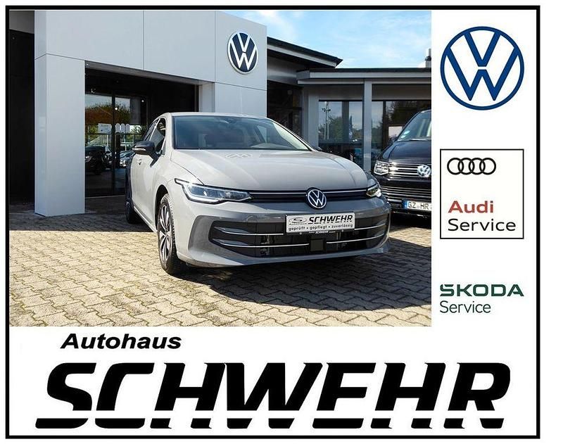 Grau Gebraucht 2025 VW Golf VIII Goal Limousine | 28.850 € (Superpreis) - Bild 1/4