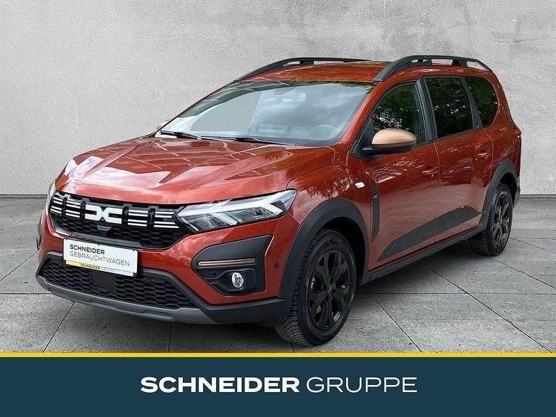 Braun Gebraucht 2024 Dacia Jogger Extreme Van / Kleinbus | 20.890 € (Fairer Preis) - Bild 1/4
