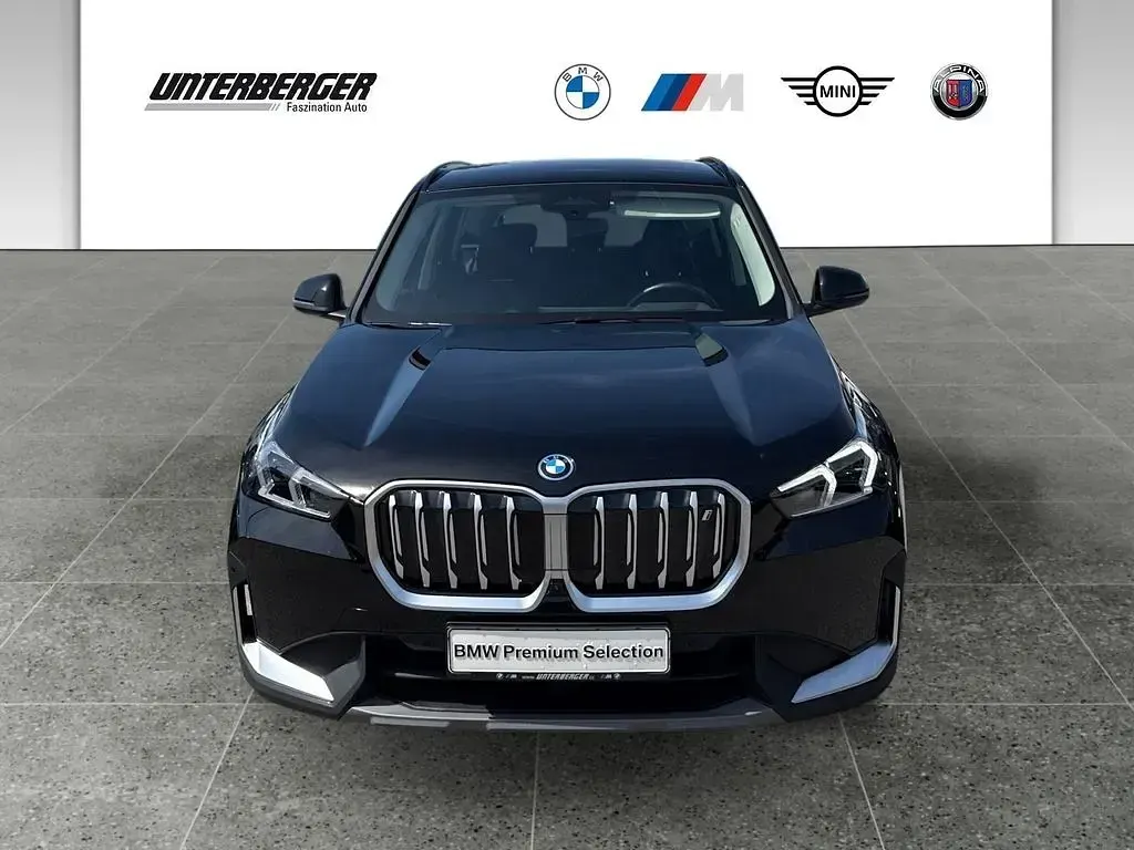 Używany BMW iX1 Performance 200 kW (272 KM) 2023 Czarny SUV