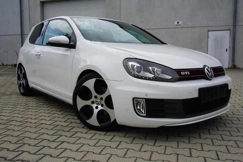 Candyweiß Gebraucht 2012 VW Golf VII GTI Kleinwagen | 7.795 € (Superpreis) - Bild 1/4