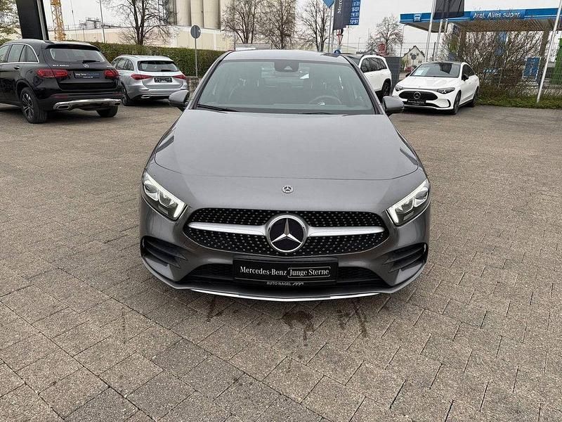 Gebraucht Mercedes A180 AMG 116 PS (85 kW) 2020 Andere Limousine