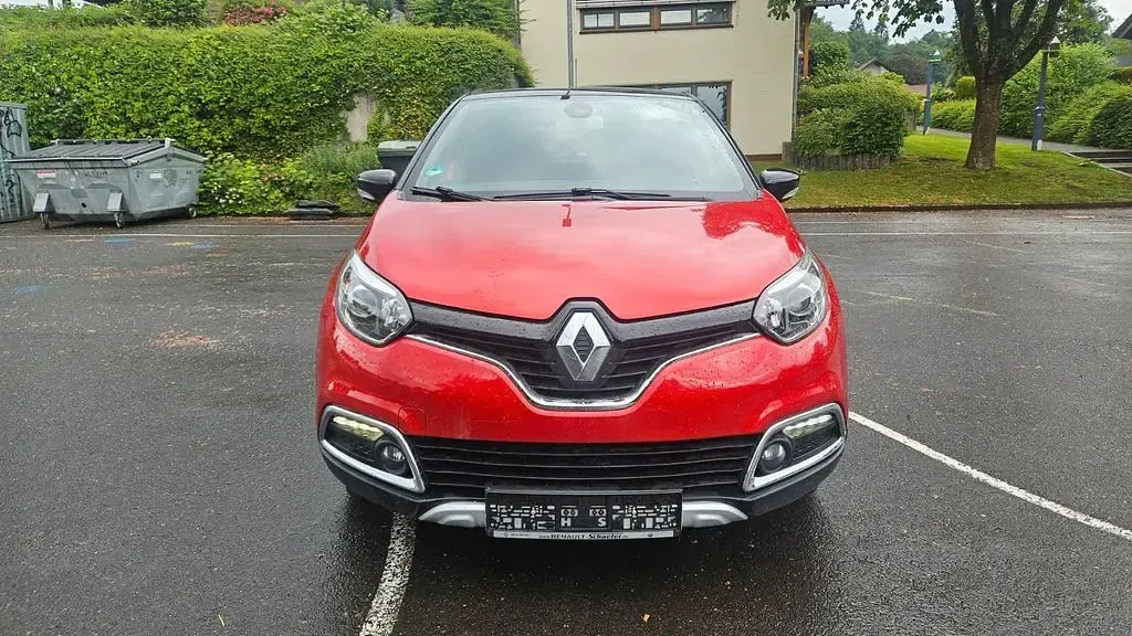 Gebraucht Renault Captur 120 PS (88 kW) 2015 Rot SUV