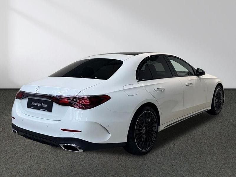 Usata Mercedes E450 AMG 367 CV (269 kW) 2025 Bianco Berlina