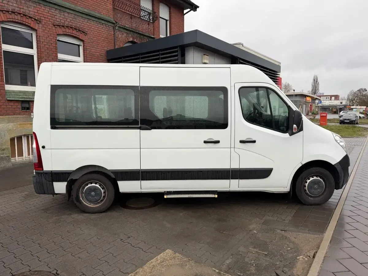Gebraucht Opel Movano 110 PS (80 kW) 2014 Weiß Van / Kleinbus